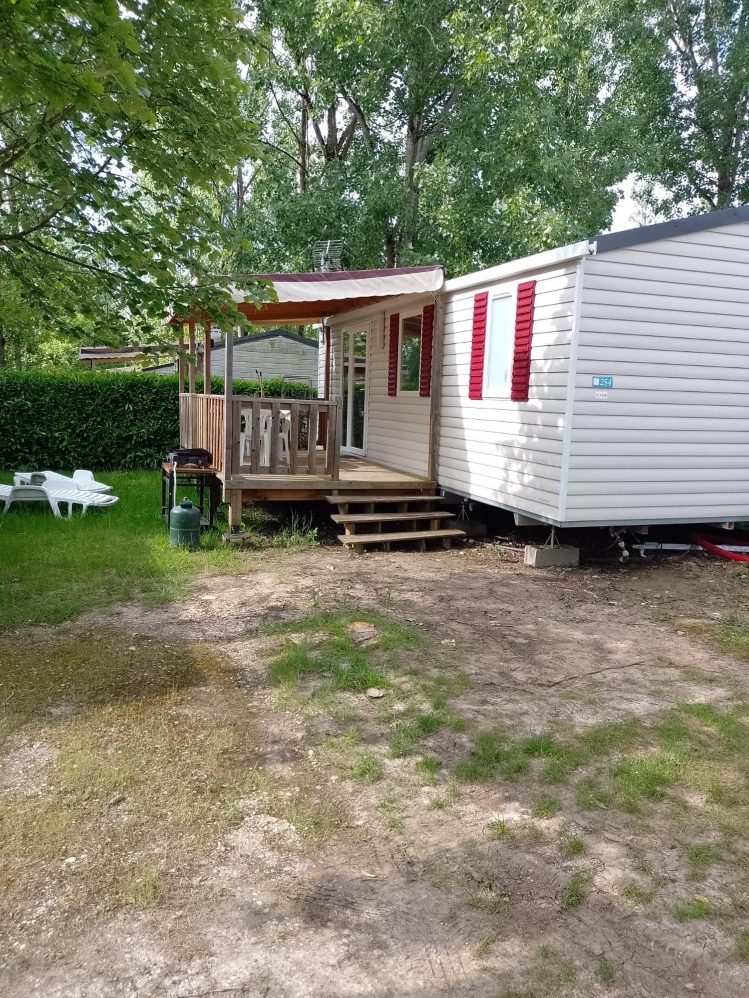 Mhvacances Louent Plusieurs Mobilhomes Dans Camping 4 Etoiles Proche Chateaux Et Zoo Beauval Onzain Exterior foto